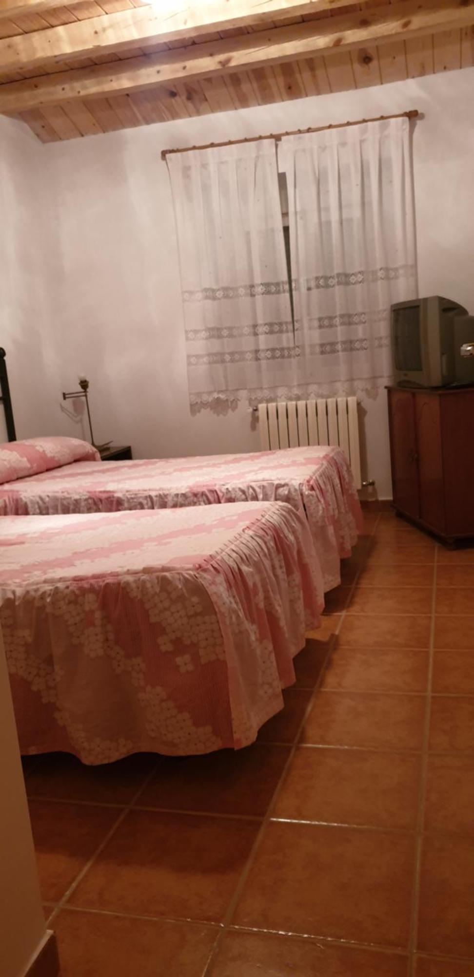 Apartamento Rural La Muralla De Pedraza Chavida Exterior photo