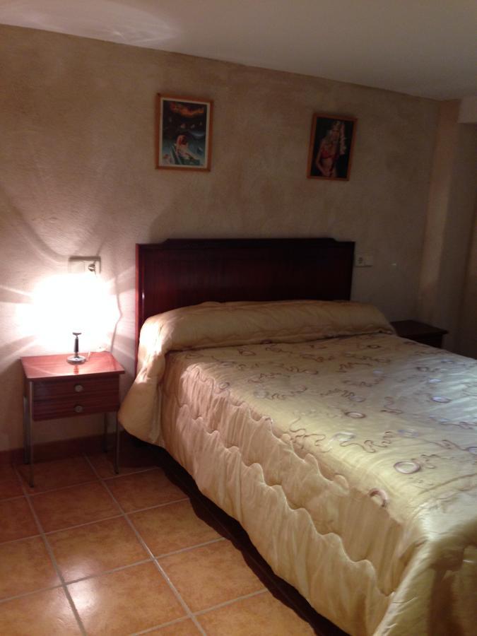 Apartamento Rural La Muralla De Pedraza Chavida Exterior photo