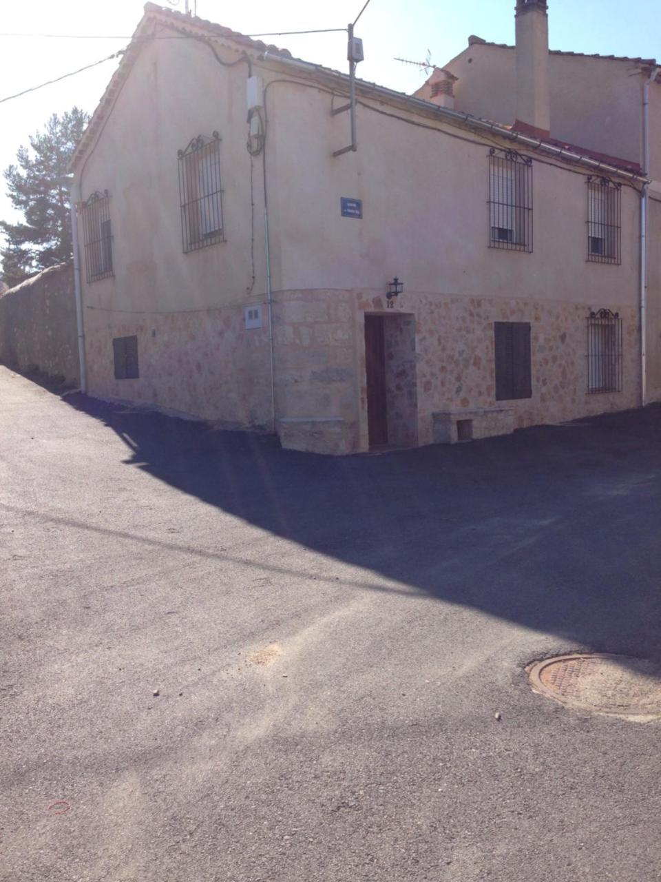 Apartamento Rural La Muralla De Pedraza Chavida Exterior photo