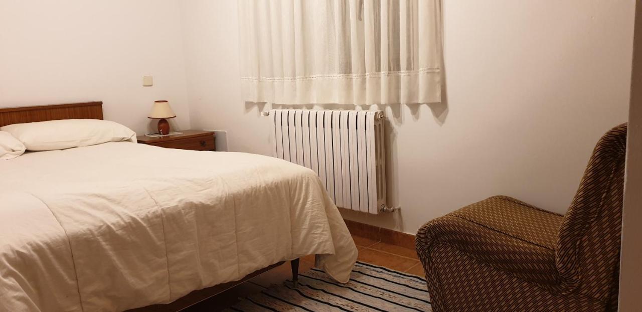 Apartamento Rural La Muralla De Pedraza Chavida Exterior photo